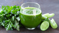 Smoothie με μαϊντανό για αποτοξίνωση