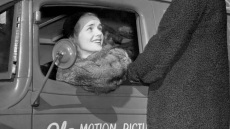 Φράνσις Φάρμερ: Η αντισυμβατική ξανθιά του Χόλιγουντ που υπέστη ηλεκτροσόκ