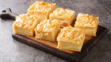 Γαλατόπιτα, γαλακτομπούρεκο, ρυζόγαλο: τα αγαπημένα γλυκά της Τυρινής (+συνταγές)