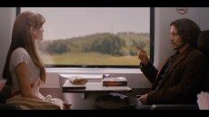 Τριγωνική μέθοδος: Το trend του Tik Tok που κάνει το φλερτ ευκολότερο