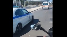 Αστυνομικοί της ΕΛΑΣ άνοιξαν τον δρόμο σε Ιταλούς γιατρούς για να παραλάβουν ανήλικο προς μεταμόσχευση - Δείτε βίντεο
