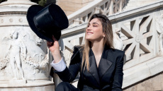 Γεωργία Καλτσή: Η αθλήτρια της ξιφασκίας σε αμαξίδιο παίρνει το βάπτισμα του πυρός ως ηθοποιός