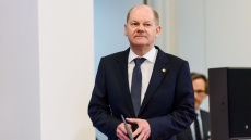 Γερμανία: Ο Σολτς κάλυψε τον Χάμπεκ για σκάνδαλο νεποτισμού στο υπουργείο Οικονομίας