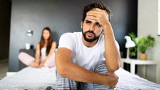 Φταίει ο θυρεοειδής για την πρόωρη εκσπερμάτιση; Ο ειδικός απαντά