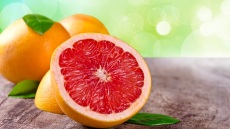Γκρέιπφρουτ: 5 τρόποι για να  εξισσοροπήσετε την πικρή τους γεύση