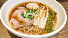 Tanpopo: Πήγαμε στο νέο εστιατόριο του Σωτήρη Κοντιζά στο κέντρο της Αθήνας