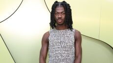 Lil Nas X: Ο πατέρας του περιέγραψε τη στιγμή που τον επισκέφτηκε στη φυλακή: «Δεν μπόρεσα να κάνω τίποτα άλλο παρά να κλάψω»