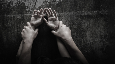 Έπαιρναν 14χρονη από ίδρυμα στην Αθήνα και την εξέδιδαν - Τρεις συλλήψεις