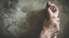 «Δεν γνώριζα ότι ήταν ανήλικη» δηλώνει νεαρός Γεωργιανός για τη 14χρονη από το ίδρυμα που την εξέδιδαν