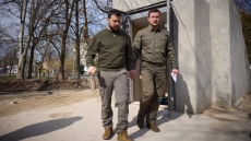 Πόλεμος στην Ουκρανία: Στην πρώτη γραμμή ο Ζελένσκι - Επισκέφθηκε ουκρανικά στρατεύματα στην Αβντίιφκα