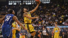 Basket League, Άρης - Ιωνικός 103-64: Πάρτι γενεθλίων με 100άρα 