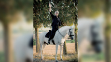 Αντρέα Μποτσέλι: Διένυσε έφιππος 350 χλμ - Ένα ταξίδι ζωής που έγινε ντοκιμαντέρ - Δείτε βίντεο