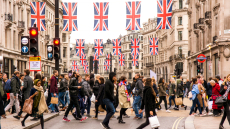 Βρετανία: Η επαγγελματική εξουθένωση κόστιζει 28 δισ. λίρες το χρόνο στην οικονομία