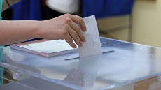 Ψήφος αποδήμων: 46 σύλλογοι της Διασποράς ζητούν να καταργηθούν οι περιορισμοί - Επιστολή στη Βουλή