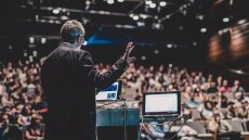 Επιστημονικές εκδηλώσεις: Πως το clawback βάζει εμπόδια στην ιατρική επιμόρφωση