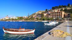 Ναύπλιο - Κικίλιας: Υπόσχεται οικονομική άνθιση μετά την υπογραφή για το έργο της μαρίνας