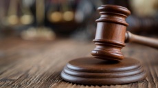 Ακυρώθηκε η θανατική ποινή σε αυτιστικό άνδρα για τη δολοφονία της κόρης του, για ιατρικό λάθος μιλούν οι δικηγόροι του