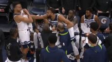 Ρούντι Γκομπέρ: Χτύπησε συμπαίκτη του σε τάιμ-άουτ - Τον έστειλαν «σπίτι του» οι Τίμπεργουλβς