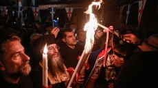 Άγιο Φως: Το Μεγάλο Σάββατο στις 6 μ.μ. φτάνει στην Ελλάδα με ειδική πτήση της Aegean