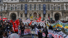 Γαλλία: «Ναι» από το Συνταγματικό Δικαστήριο στη μεταρρύθμιση Μακρόν - Θα τα πούμε την Πρωτομαγιά, «απειλούν» τα συνδικάτα 