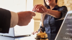 Ένωση Ξενοδόχων Αθηνών-Αττικής και Αργοσαρωνικού: Αύξηση 20% στην πληρότητα των ξενοδοχείων φέτος τον Μάρτιο