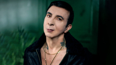 Μαρκ Άλμοντ στο Gala: «Αν δεν έχεις πεθάνει, τότε απλά συνέχισε να ζεις»