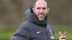 Τότεναμ: Παρελθόν από τον πάγκο και ο Στελίνι