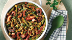 Μπάμιες με χταπόδι