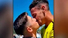 Ισπανία: Τερματοφύλακας ανακοίνωσε ότι είναι γκέι με φιλί στον σύντροφό του