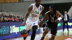 Μπέικον: Με το ένα πόδι στην έξοδο από τον Παναθηναϊκό