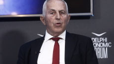 Φόρουμ Δελφών - Ευάγγελος Αποστολάκης: Απαραίτητη η δημιουργία υφυπουργείου Αμυντικής Βιομηχανίας