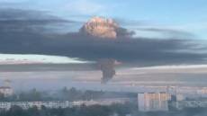 Πόλεμος στην Ουκρανία: Επίθεση με drone προκαλεί τεράστια πυρκαγιά σε δεξαμενές καυσίμων στη Σεβαστούπολη της Κριμαίας