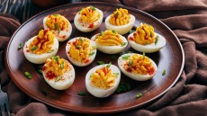 Devilled eggs: Τι είναι και πώς φτιάχνονται