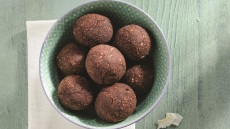 6 vegan γλυκά από τον Στέλιο Παρλιάρο (+χρήσιμα tips για να τα πετύχετε)