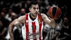 Κώστας Σλούκας: Αποθέωση στο Twitter για το buzzer beater - Φίλαθλος έσπασε λάμπα σε σπίτι από τη χαρά του