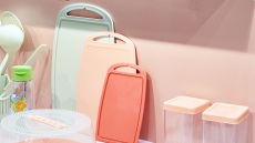 Κάθε πότε πρέπει να αλλάζουμε τις πλαστικές επιφάνειες κοπής