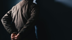 Ωρωπός: Συνελήφθη 23χρονος επίδοξος βιαστής με πατίνι – Επιτέθηκε σε 69χρονη σε παραλία