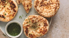 Τηγανόψωμα ψημένα στο τηγάνι