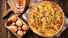 8 παραλλαγές της κις λορέν, της διάσημης τάρτας με τα πολλά πρόσωπα