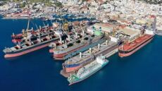 ONEX: Δώδεκα πλοία επισκευάζονται στα ναυπηγεία της Σύρου και της Ελευσίνας