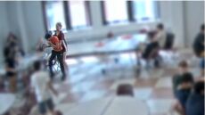 Βίντεο: 12χρονη σώζει από πνιγμό τον δίδυμο αδερφό της στην καφετέρια του σχολείου