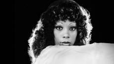 Ντόνα Σάμερ: Kακοποιήθηκε σεξουαλικά από ιερέα όταν ήταν στην εφηβεία της