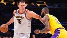 NBA, Λέικερς - Νάγκετς 111-113: Ο Γιόκιτς... έριξε τον «Βασιλιά», το Ντένβερ «σκούπισε» τους Λέικερς και γράφει ιστορία