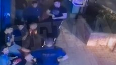 Ελληνικό: Του είπε «φέρε ό,τι έχεις» και τον μαχαίρωσαν στην κοιλιά – Τι λέει φίλος του 17χρονου