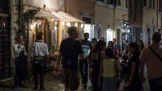 Ιταλία: Η πόλη Μπρέσια θα πληρώσει 50.000 ευρώ σε ζευγάρι για τον θόρυβο από τη νυχτερινή διασκέδαση