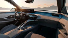 Η Peugeot αποκαλύπτει το νέο i-Cockpit