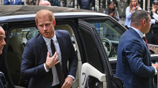 Βρετανία: Ο πρίγκιπας Χάρι εξασφάλισε μια νέα δίκη εναντίον εφημερίδας ταμπλόιντ