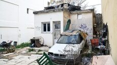 Ομαδικός βιασμός 15χρονου στο Ίλιον: Ένοχα τα 8 αγόρια, αθώα τα 4 κορίτσια