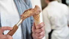 Από το Κουκάκι στο… Χόλιγουντ: Το παγωτό ημέρας, όπως παλιά