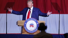 Τραμπ: Μετά την απαγγελία κατηγοριών εις βάρος του συγκέντρωσε δωρεές σχεδόν 7 εκατ. δολαρίων